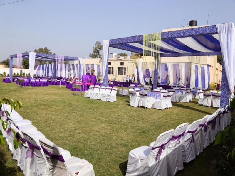 The Baghban Hotel & Resort, Baddi Buitenkant foto