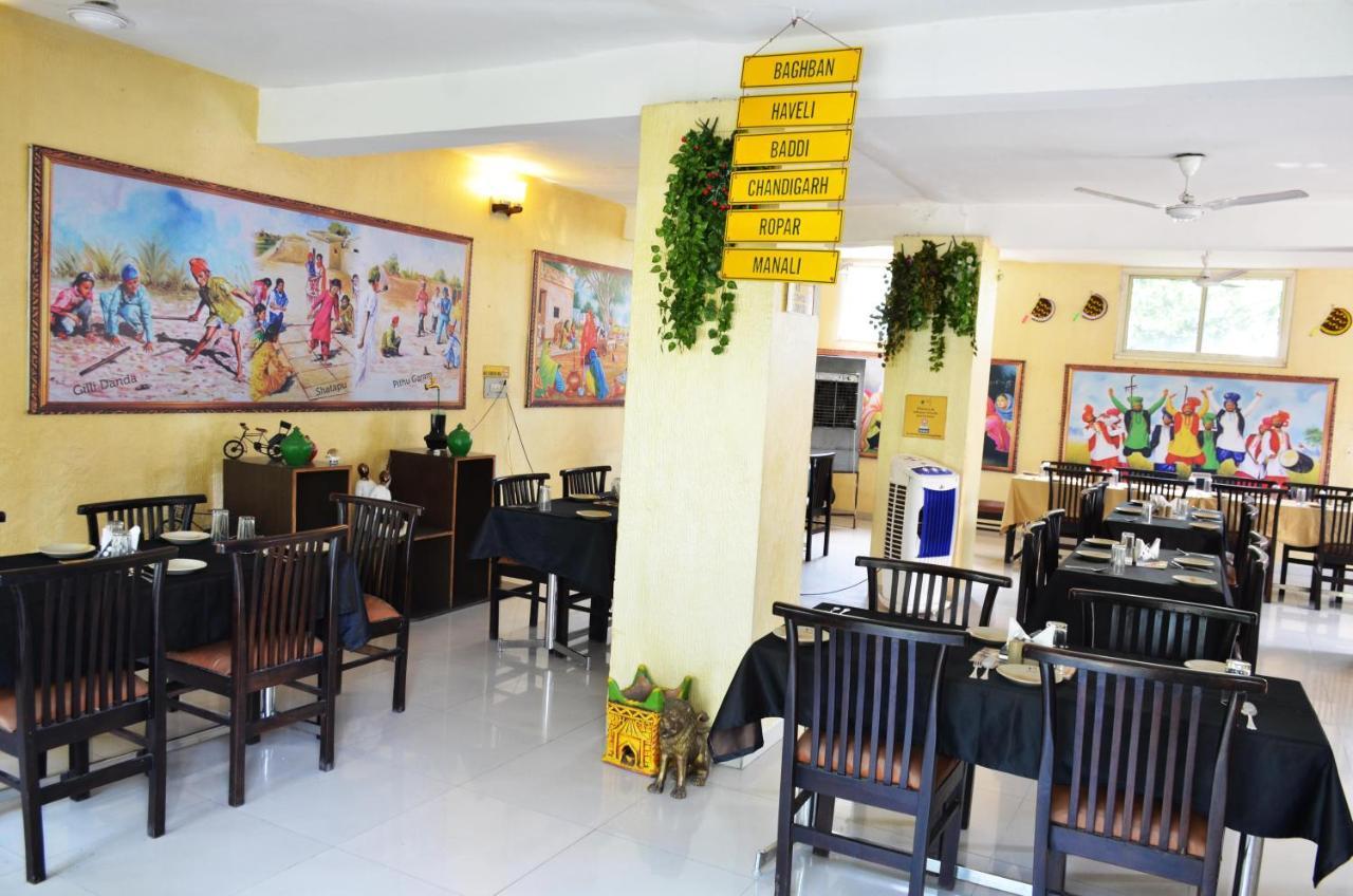 The Baghban Hotel & Resort, Baddi Buitenkant foto